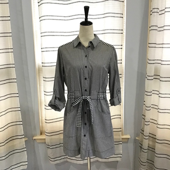 Topshop Dresses & Skirts - Topshop Women Size 6 Black White Gingham Checkered Front Button Tie Front Dress